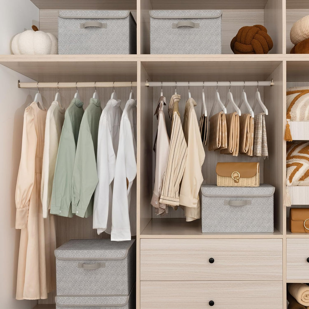 GRANNY SAYS Opbergboxen met Deksel, Pak van 2 Stoffen Opbergdozen met Deksels, Opbergbakken met Deksel, Kledingkast Organizer Opbergen en Organiseren, Opvouwbare Opbergdoos voor Kleding - Wit&Grijs