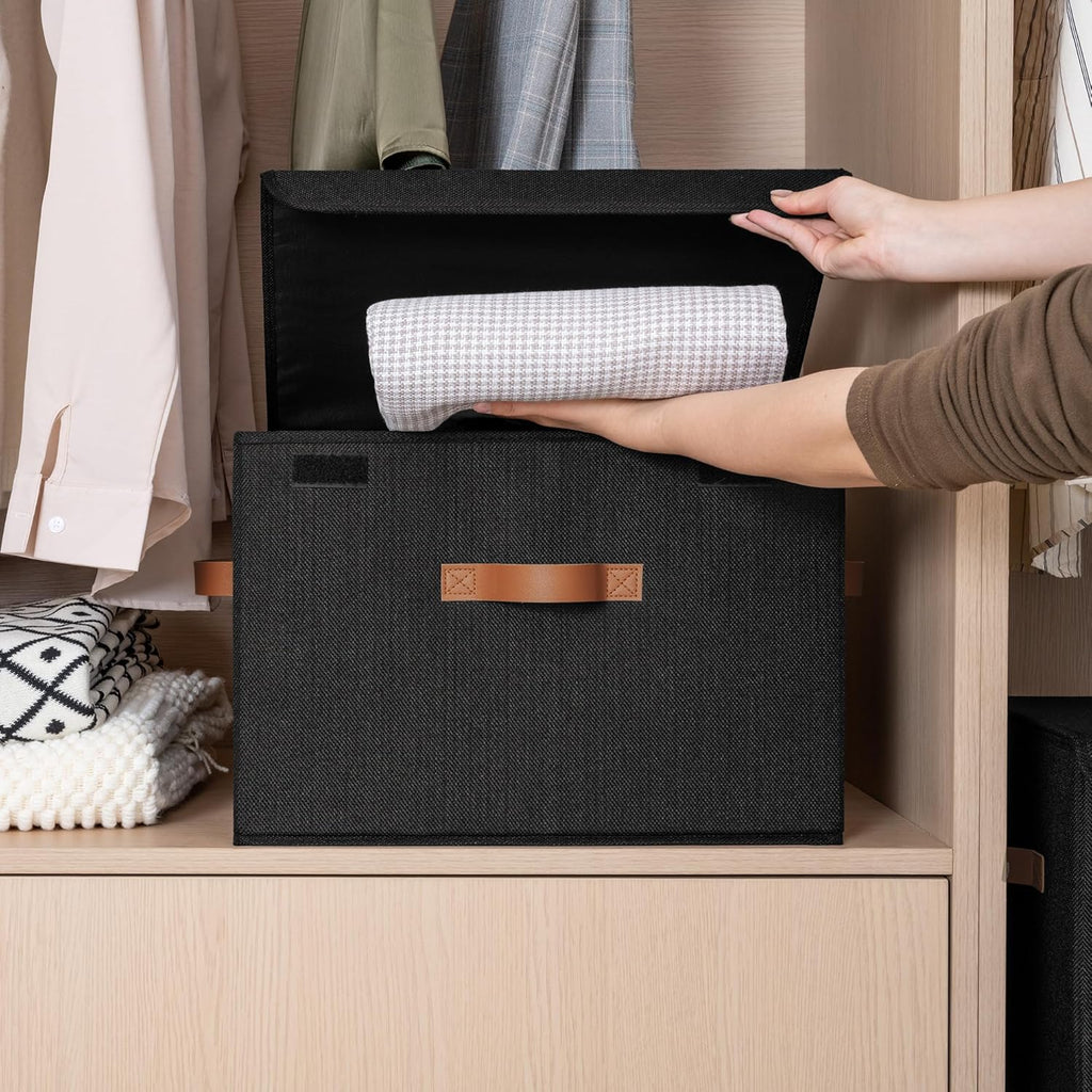 GRANNY SAYS Opbergboxen met Deksel, Pak van 2 Stoffen Opbergdozen met Deksels, Opbergbakken met Deksel, Kledingkast Organizer Opbergen en Organiseren, Opvouwbare Opbergdoos voor Kleding - Wit&Grijs