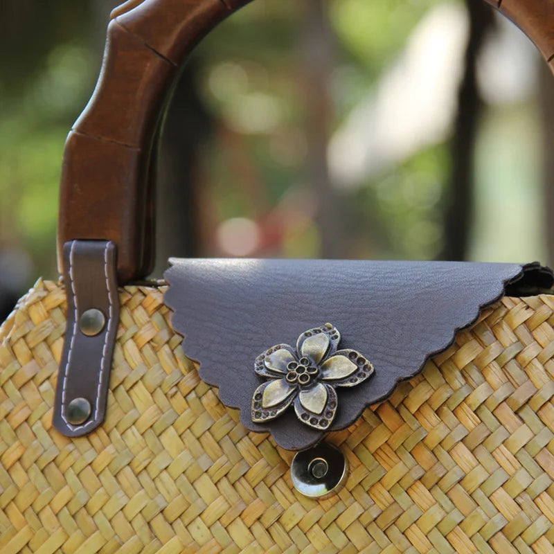 Vintage wooden handle woven handbag weaving straw bag  ladies hand bags