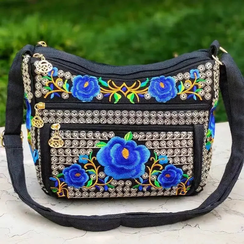 Yunnan Ethnic Style Bag Embroidered Women's Shoulder Bag Fully Embroidered Crossbody Bags for Women Ladies Hand Bags