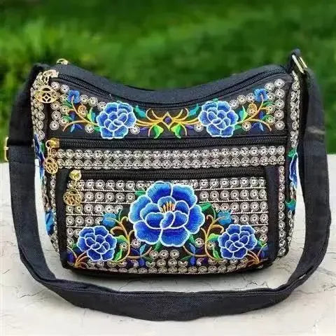 Yunnan Ethnic Style Bag Embroidered Women's Shoulder Bag Fully Embroidered Crossbody Bags for Women Ladies Hand Bags