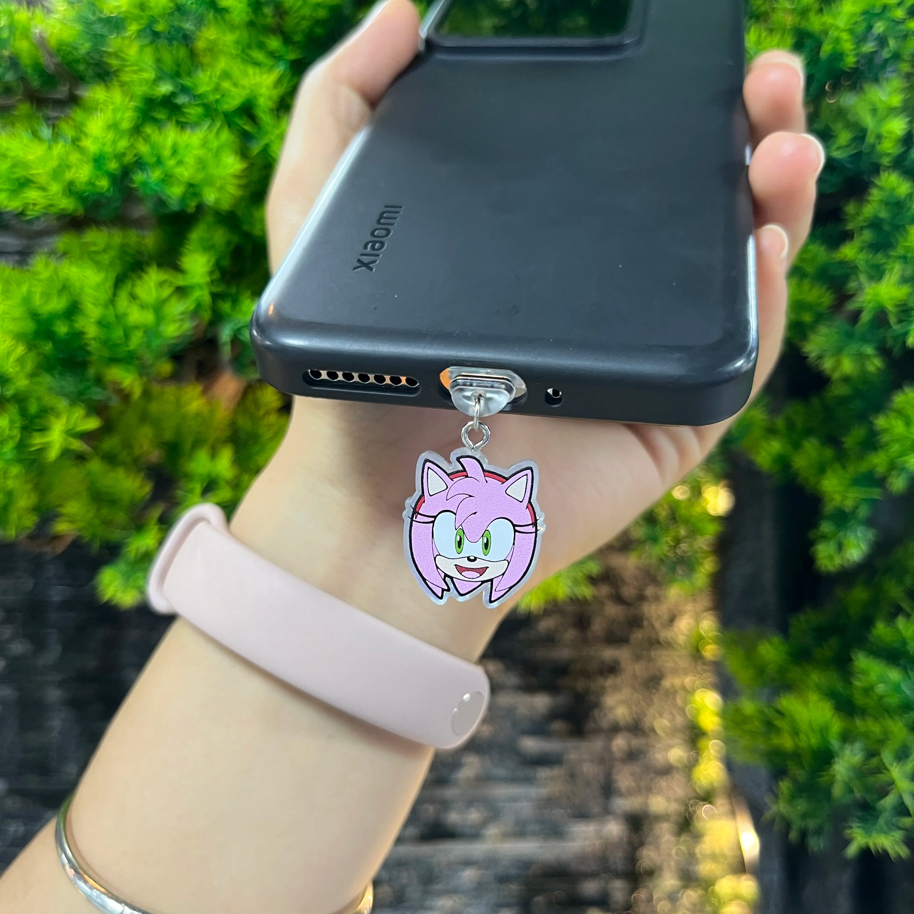 Animal cartoon animation mobile phone dust cover, made of acrylic, lightweight and compact,Kwaii Phone Accessories,5 Styles Gift